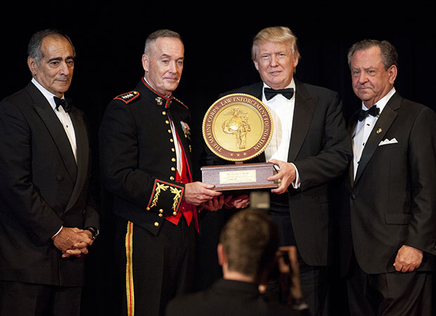 Trump in Today&rsquo;s HEADLINE in every News Channel