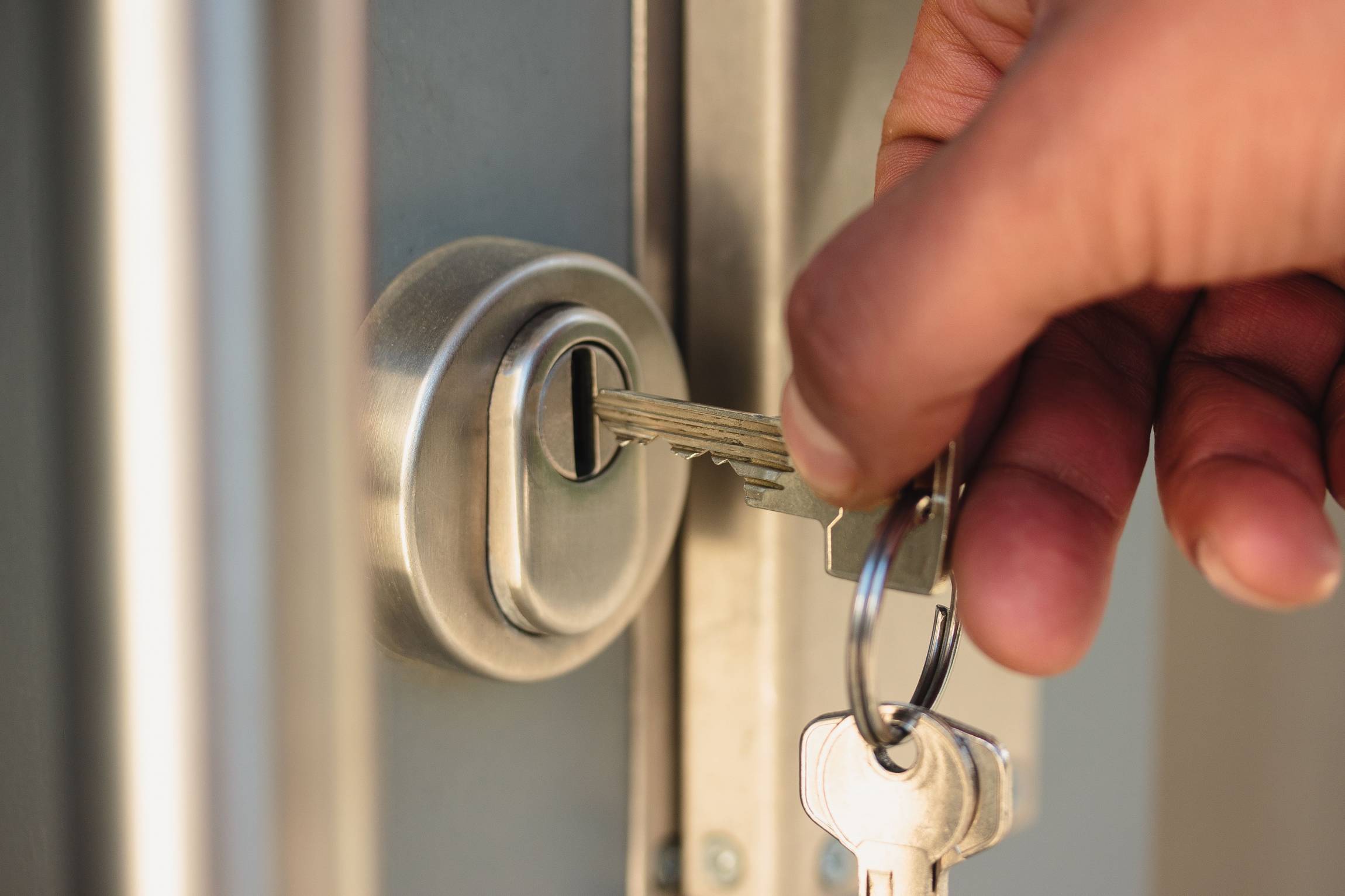 Serrure et cylindre : guide complet pour sécuriser votre porte efficacement